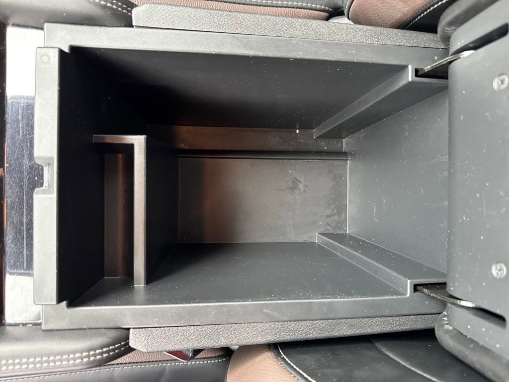 Used 2023 Nissan Pathfinder Platinum image 29