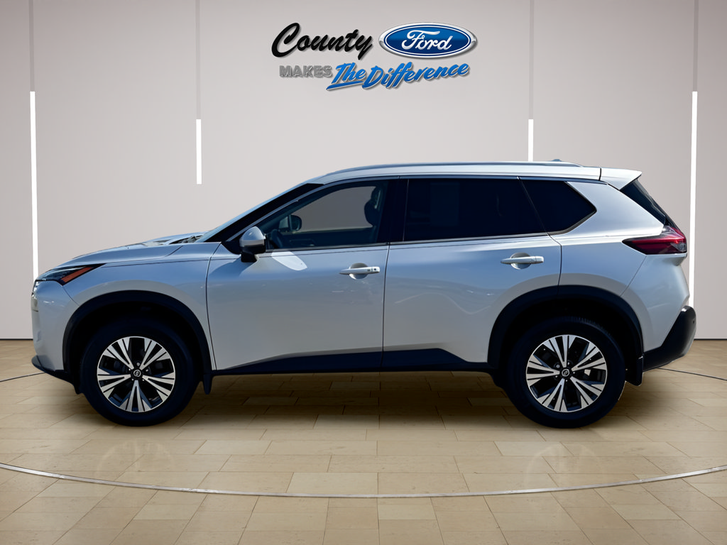 Used 2021 Nissan Rogue SV w/ Premium Package AWD/4WD image 3