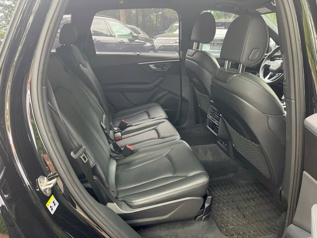 Used 2025 Audi Q7 3.0T Prestige AWD/4WD image 13