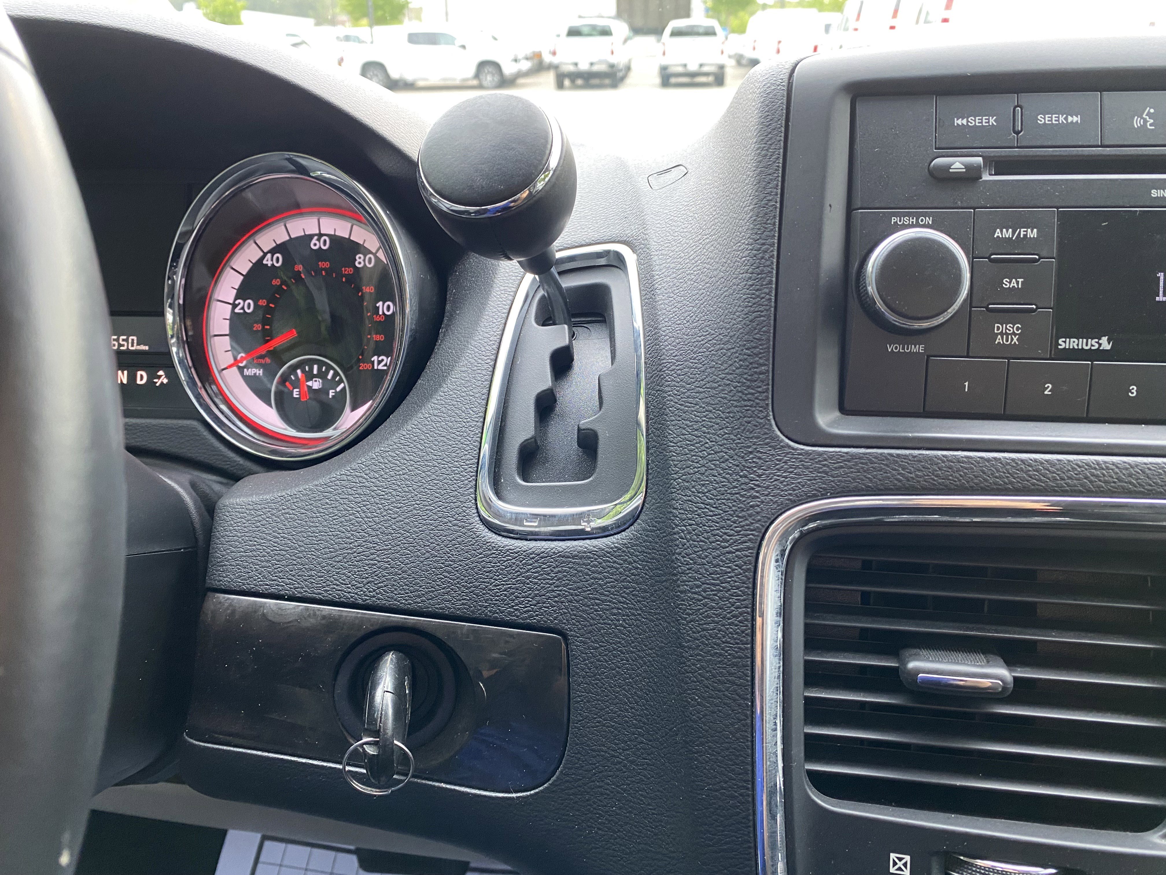 Used 2016 Dodge Grand Caravan American Value Package w/ UConnect Hands-Free Group image 26