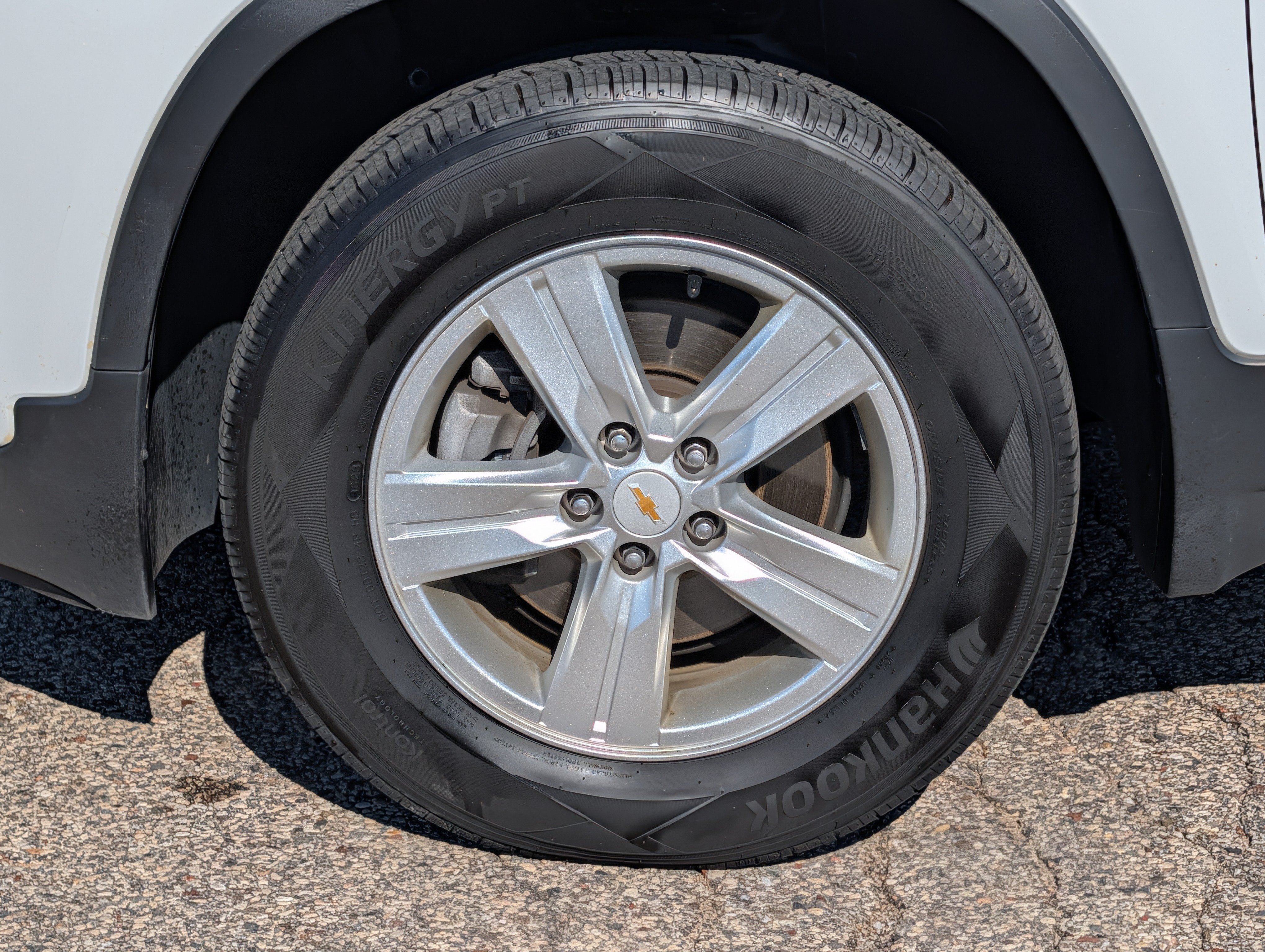 Certified 2019 Chevrolet Trax LT w/ LT Convenience Package AWD/4WD image 7