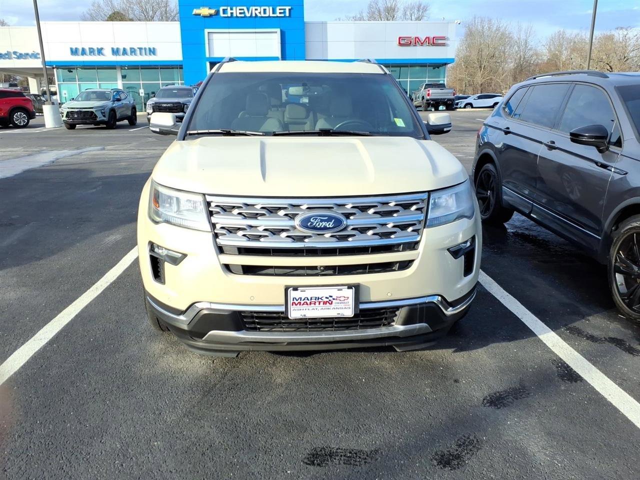 Used 2018 Ford Explorer Limited image 2