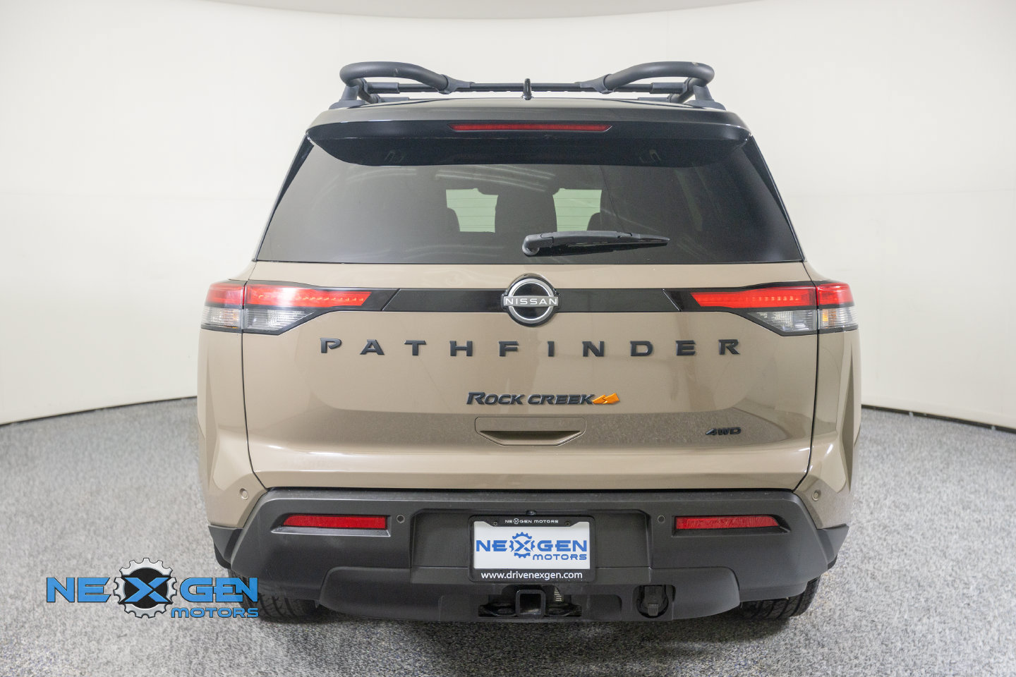 Used 2023 Nissan Pathfinder Rock Creek AWD/4WD image 35