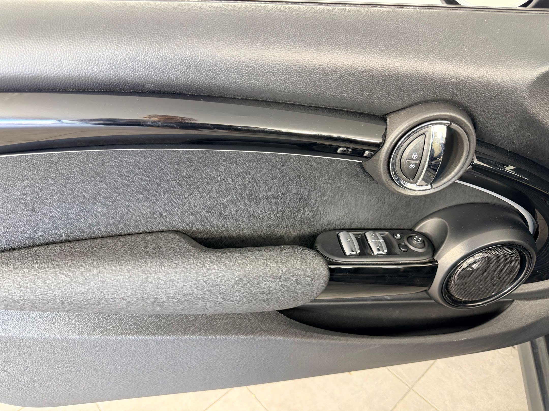 Used 2024 MINI Cooper S w/ MINI Resolute Edition FWD image 13