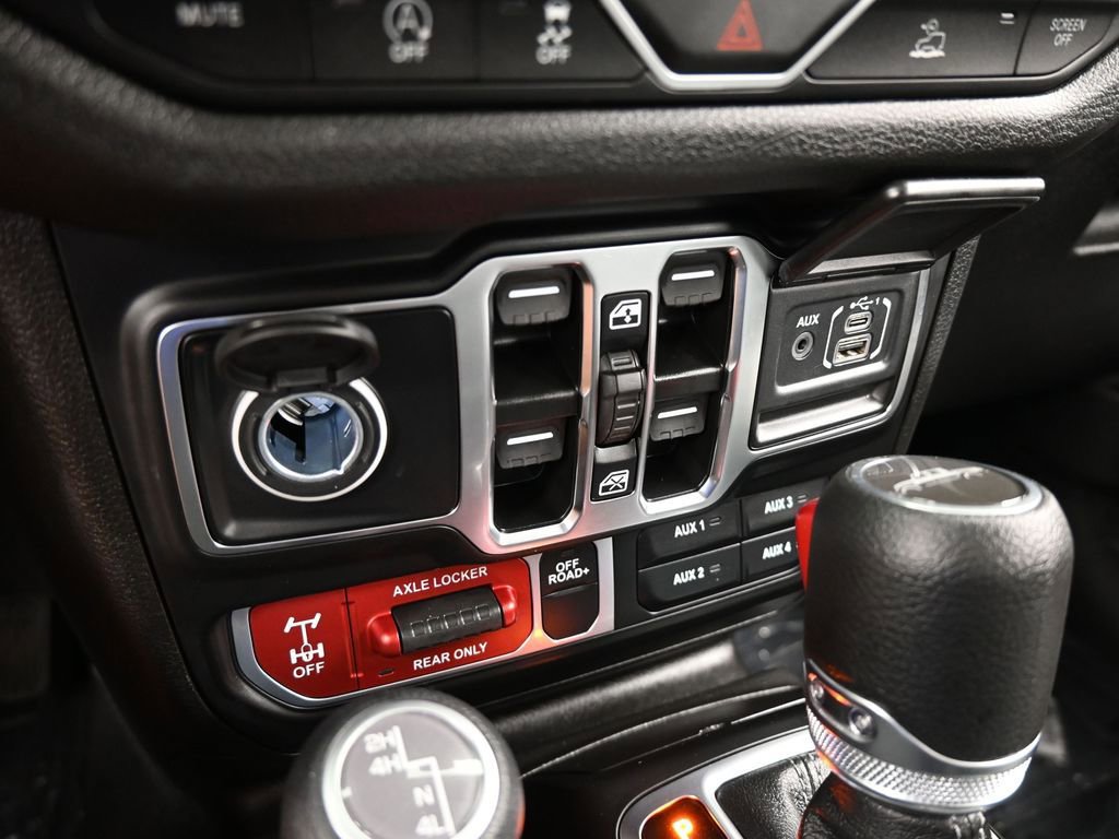 Used 2024 Jeep Gladiator Sport image 24