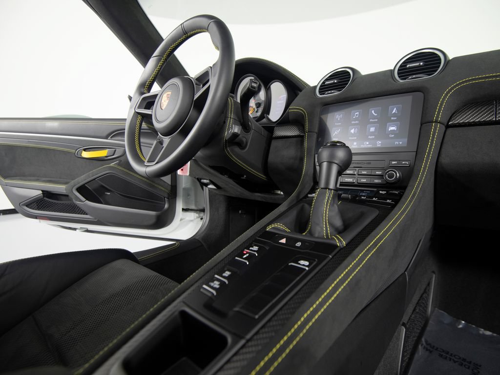 Certified 2025 Porsche 718 Boxster Spyder RS RWD image 32