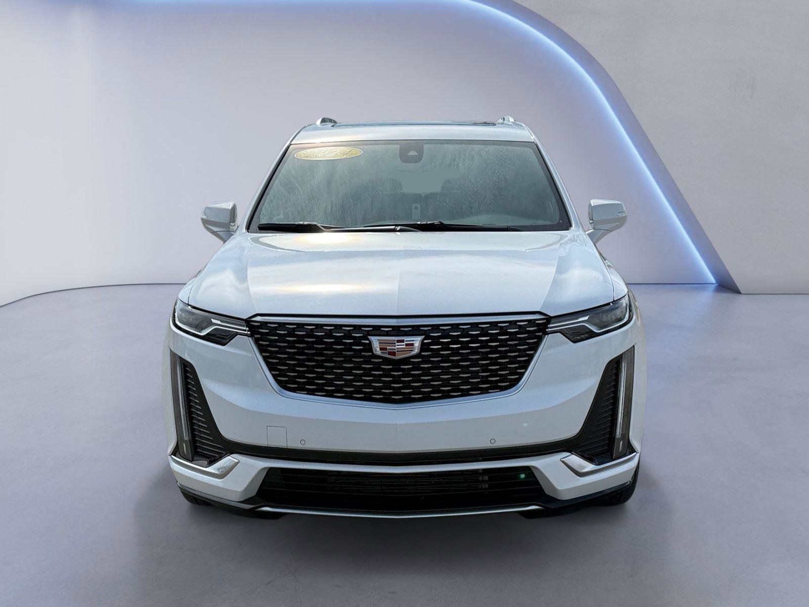 Used 2024 Cadillac XT6 Premium Luxury image 11