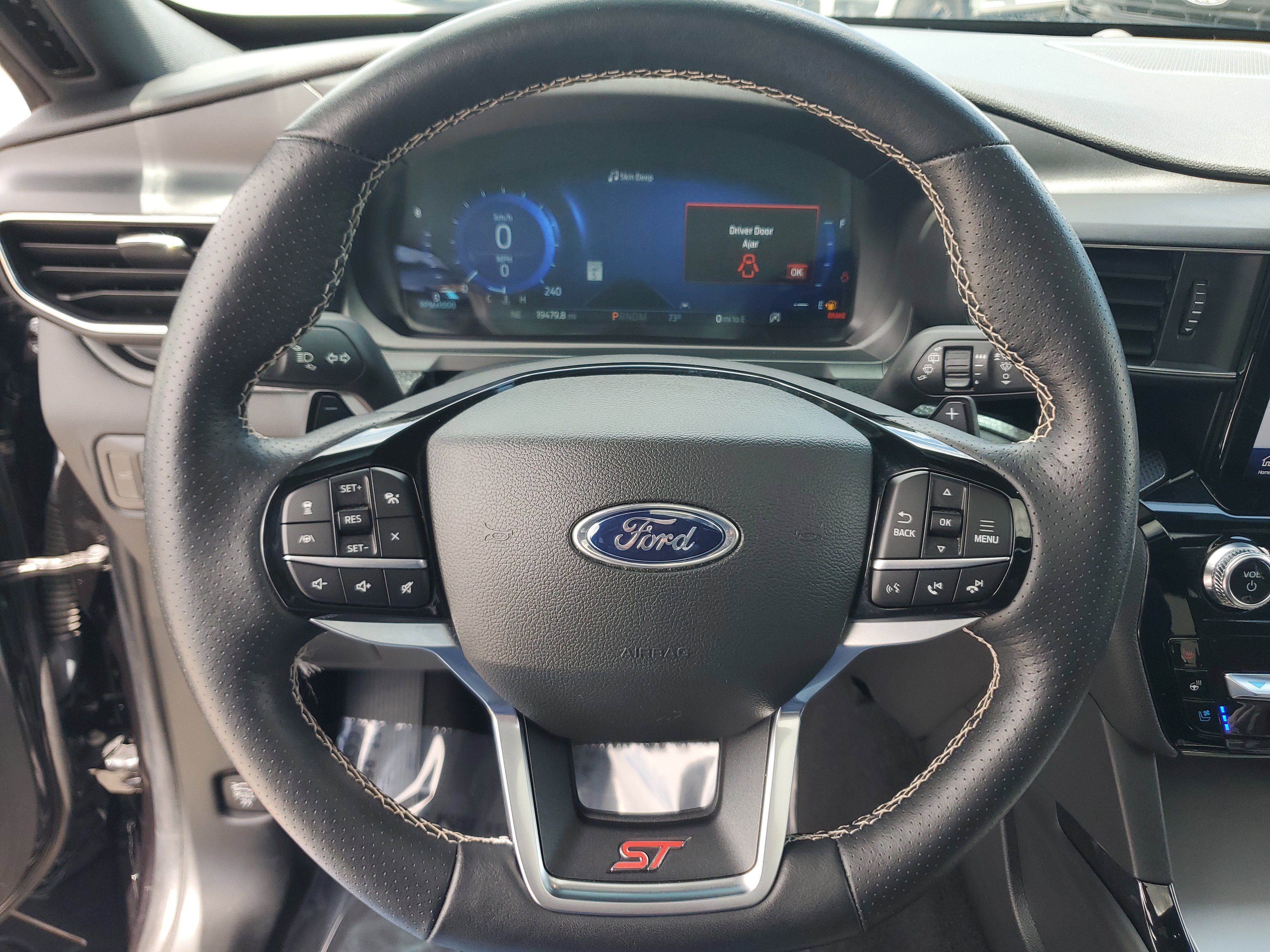 Used 2023 Ford Explorer ST w/ Equipment Group 401A AWD/4WD image 27