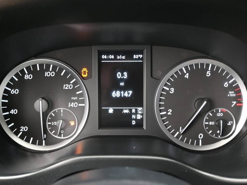 Used 2018 Mercedes-Benz Metris Passenger image 24