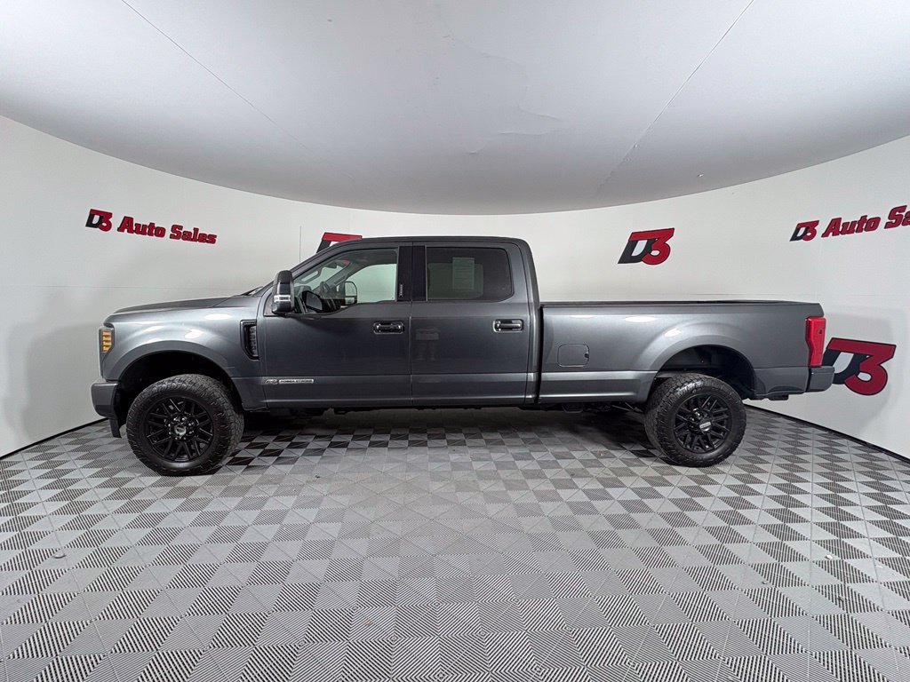 Used 2019 Ford F350 Lariat w/ Lariat Ultimate Package AWD/4WD image 4