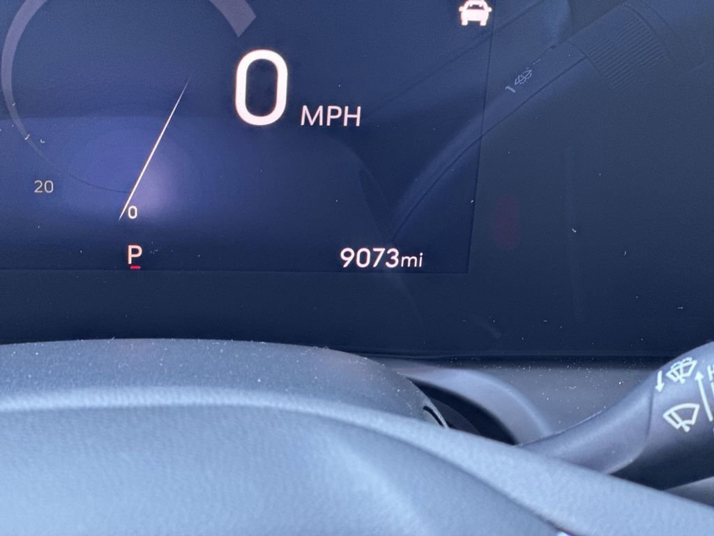 Certified 2024 Buick Encore GX Avenir w/ Avenir Convenience Package image 12