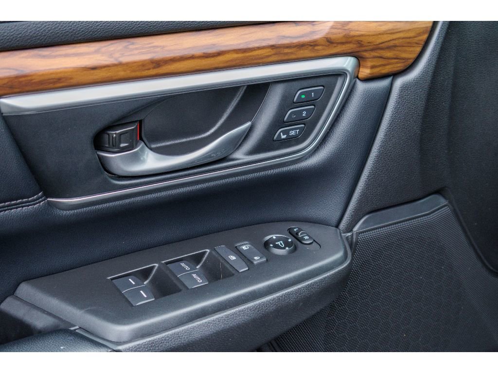 Used 2019 Honda CR-V Touring image 19