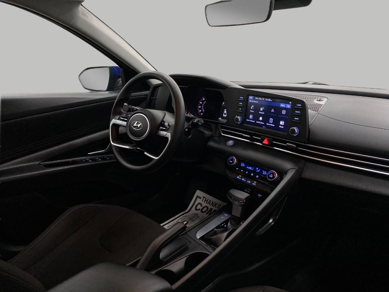 Certified 2023 Hyundai Elantra SEL w/ Preferred Accessory Package image 19