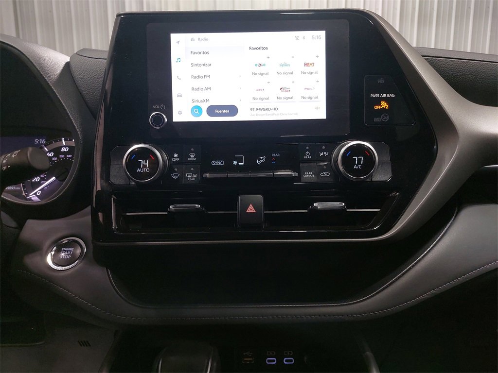 Used 2023 Toyota Highlander LE image 22