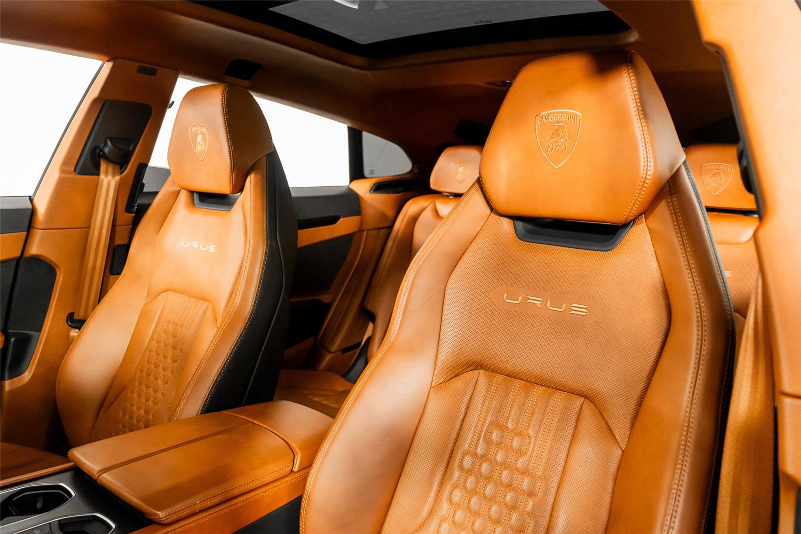Used 2023 Lamborghini Urus S AWD/4WD image 3