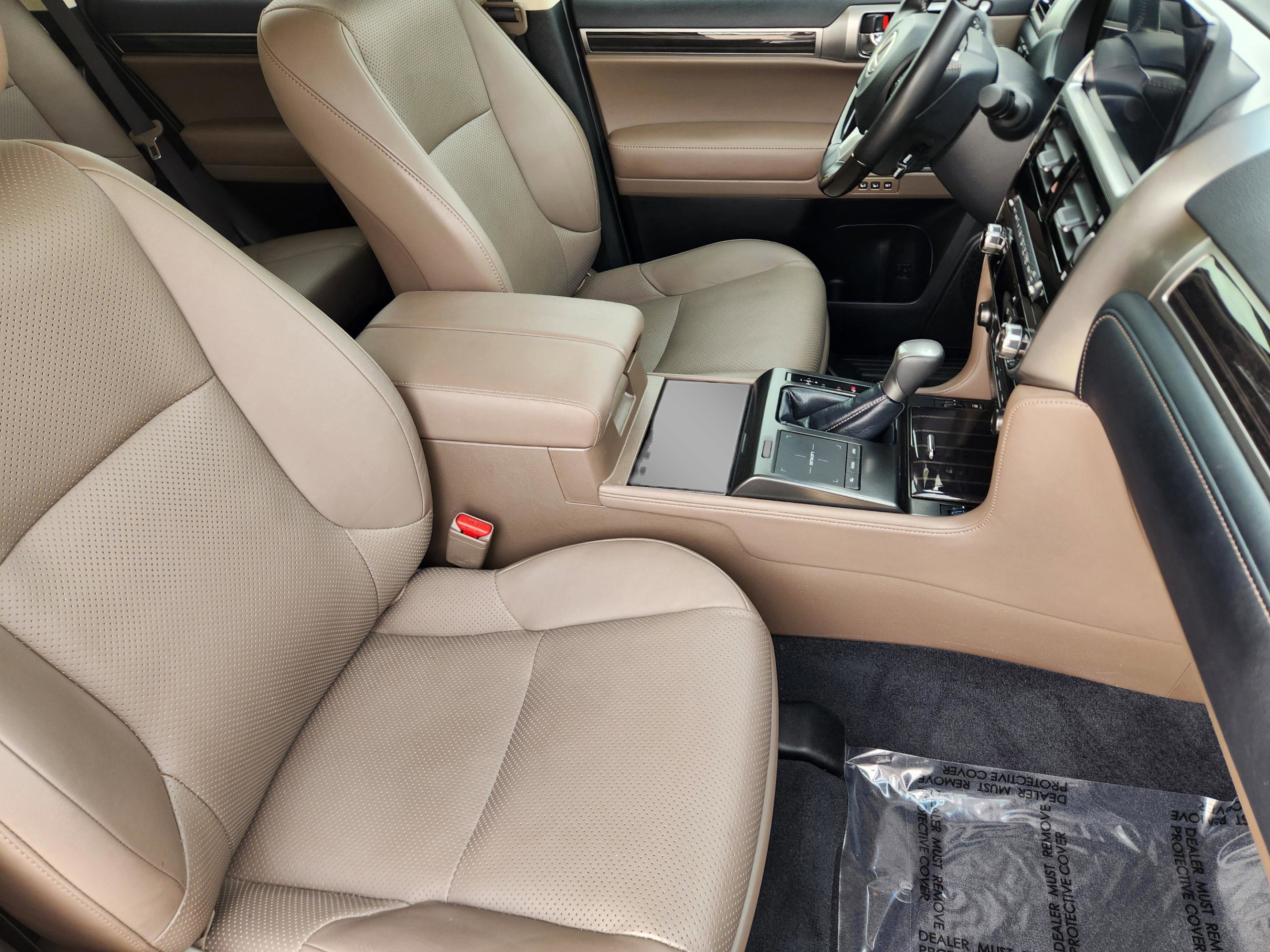 Used 2023 Lexus GX 460 Luxury w/ Sport Design Package image 6