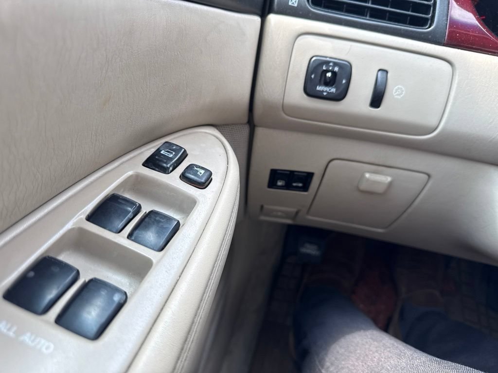 Used 2004 Lexus ES 330 FWD image 22