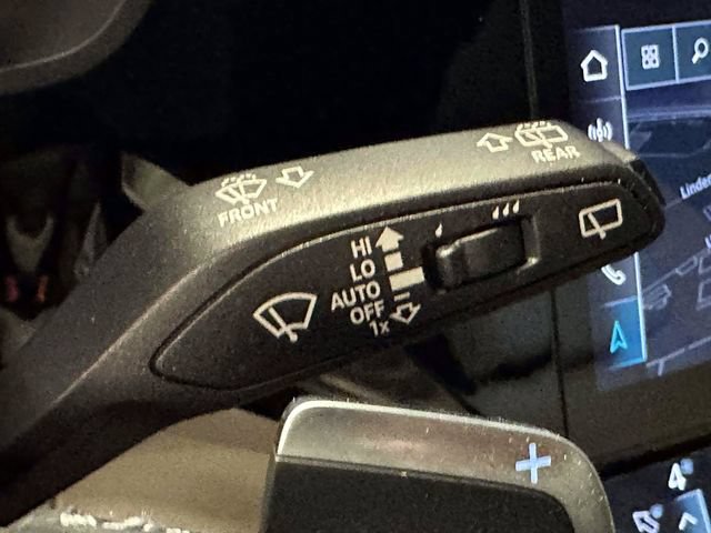 Certified 2024 Audi Q8 e-tron Premium Plus w/ Premium Plus Package AWD/4WD image 37