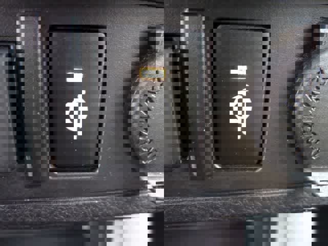 Used 2021 Toyota Tacoma TRD Off-Road w/ Technology Package image 35