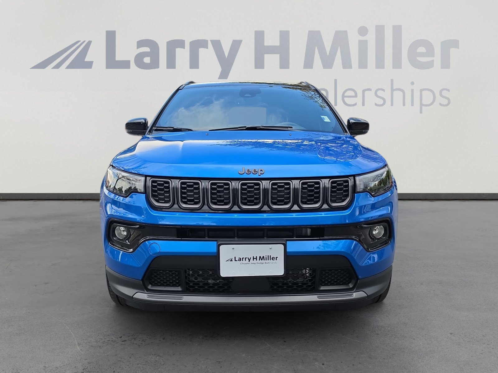 Used 2026 Jeep Compass Limited AWD/4WD image 8