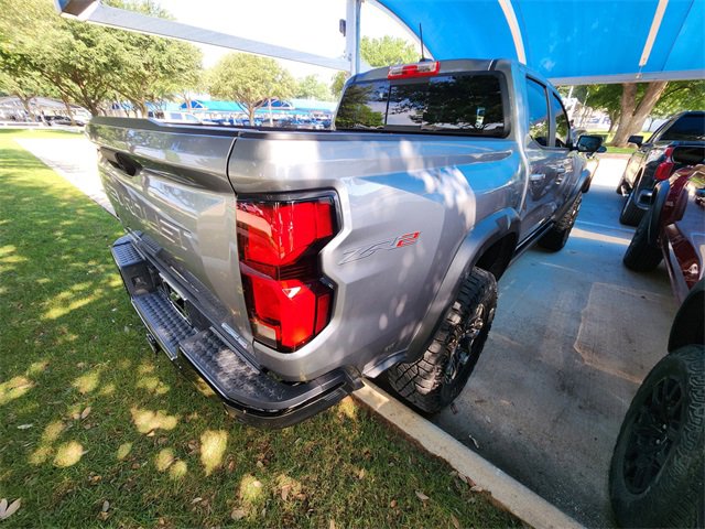 Used 2023 Chevrolet Colorado ZR2 w/ ZR2 Convenience Package III AWD/4WD image 6