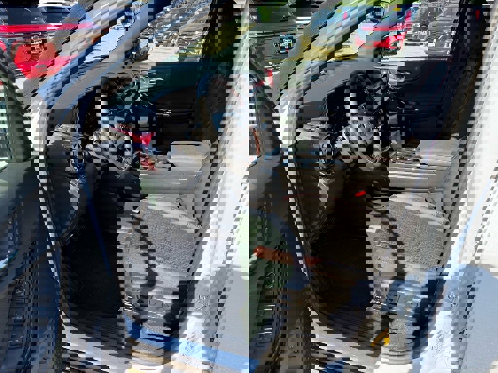 New 2026 Chevrolet Equinox RS w/ Convenience Package III image 9