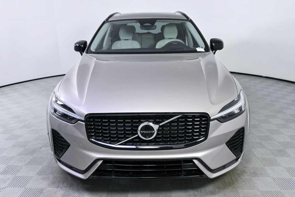 Certified 2024 Volvo XC60 B5 Ultimate AWD/4WD image 37