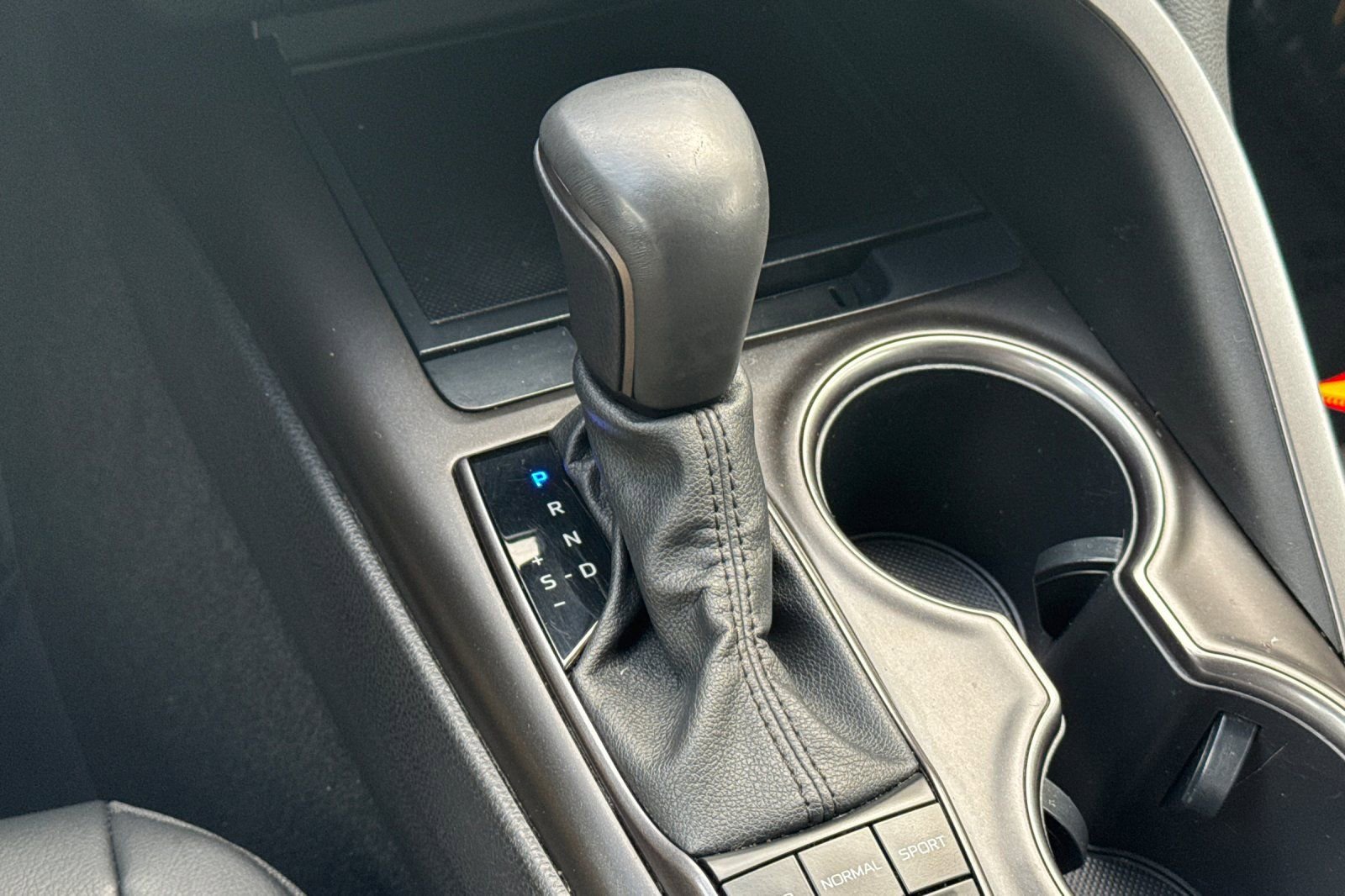 Used 2023 Toyota Camry SE image 25