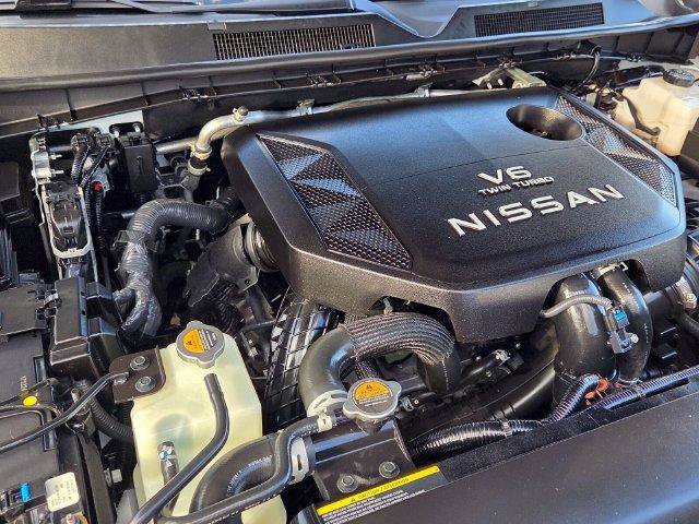 Used 2025 Nissan Armada Platinum Reserve RWD image 23