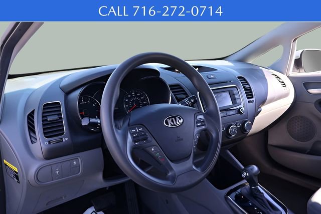 Used 2018 Kia Forte LX w/ LX Rear Camera Package image 11