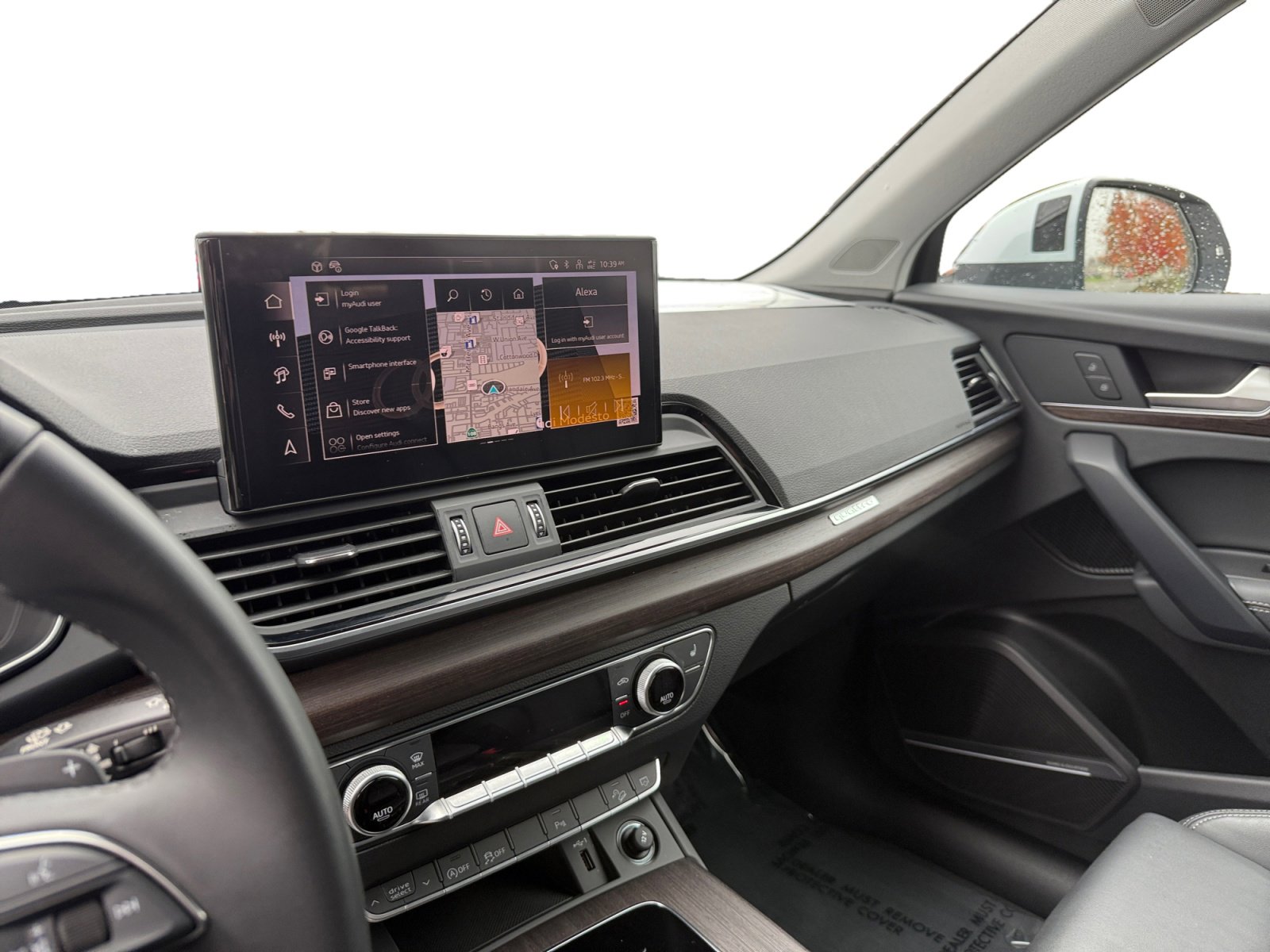 Certified 2025 Audi Q5 2.0T Premium Plus w/ Premium Plus Package image 12