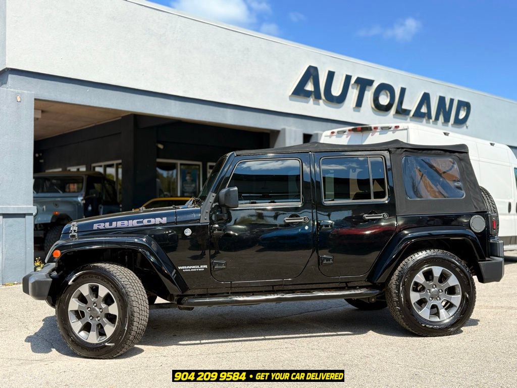 Used 2017 Jeep Wrangler Unlimited Rubicon w/ Connectivity Group AWD/4WD image 4