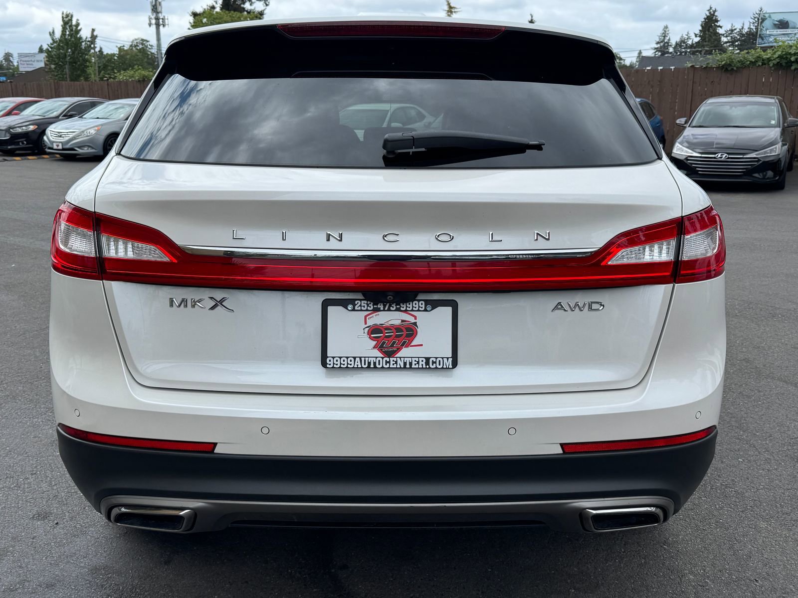 Used 2016 Lincoln MKX Reserve w/ Technology Package AWD/4WD image 6