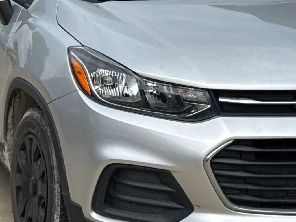 Used 2017 Chevrolet Trax LS image 5