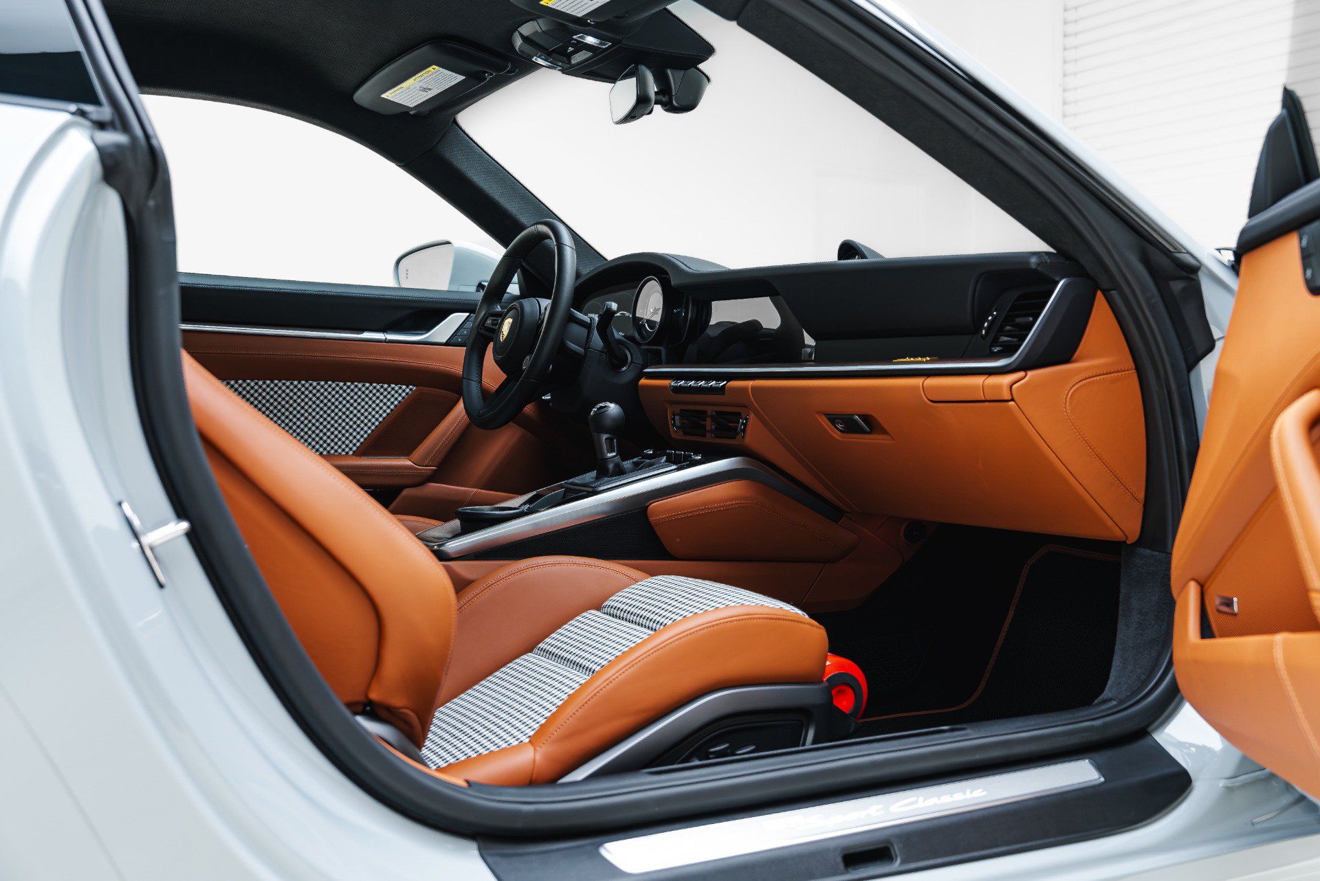 Used 2023 Porsche 911 Sport Classic RWD image 56