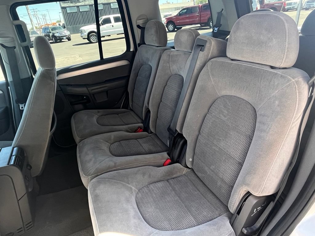 Used 2004 Ford Explorer XLT AWD/4WD image 11