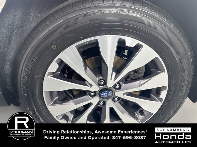 Used 2017 Subaru Outback 3.6R Touring w/ Popular Package #5A AWD/4WD image 5