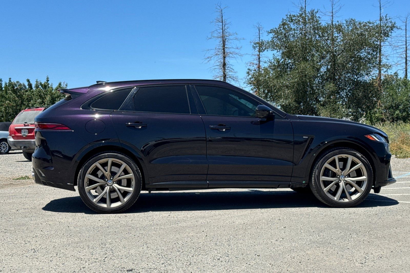 Used 2023 Jaguar F-PACE SVR AWD/4WD image 3