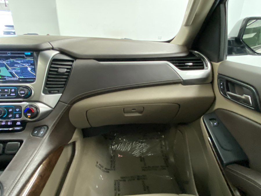 Used 2019 Chevrolet Tahoe LT w/ LT Signature Package AWD/4WD image 26