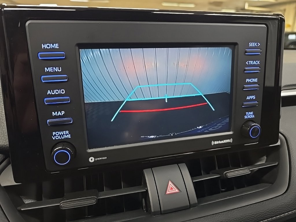 Used 2021 Toyota RAV4 LE AWD/4WD image 23