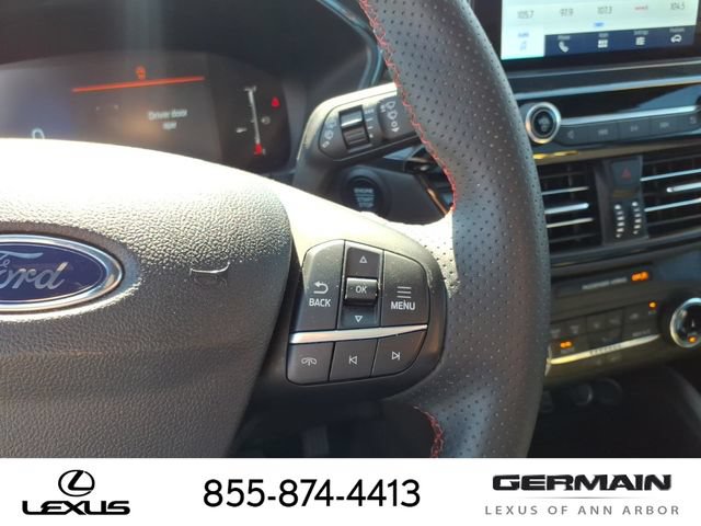Used 2025 Ford Escape ST-Line FWD image 17