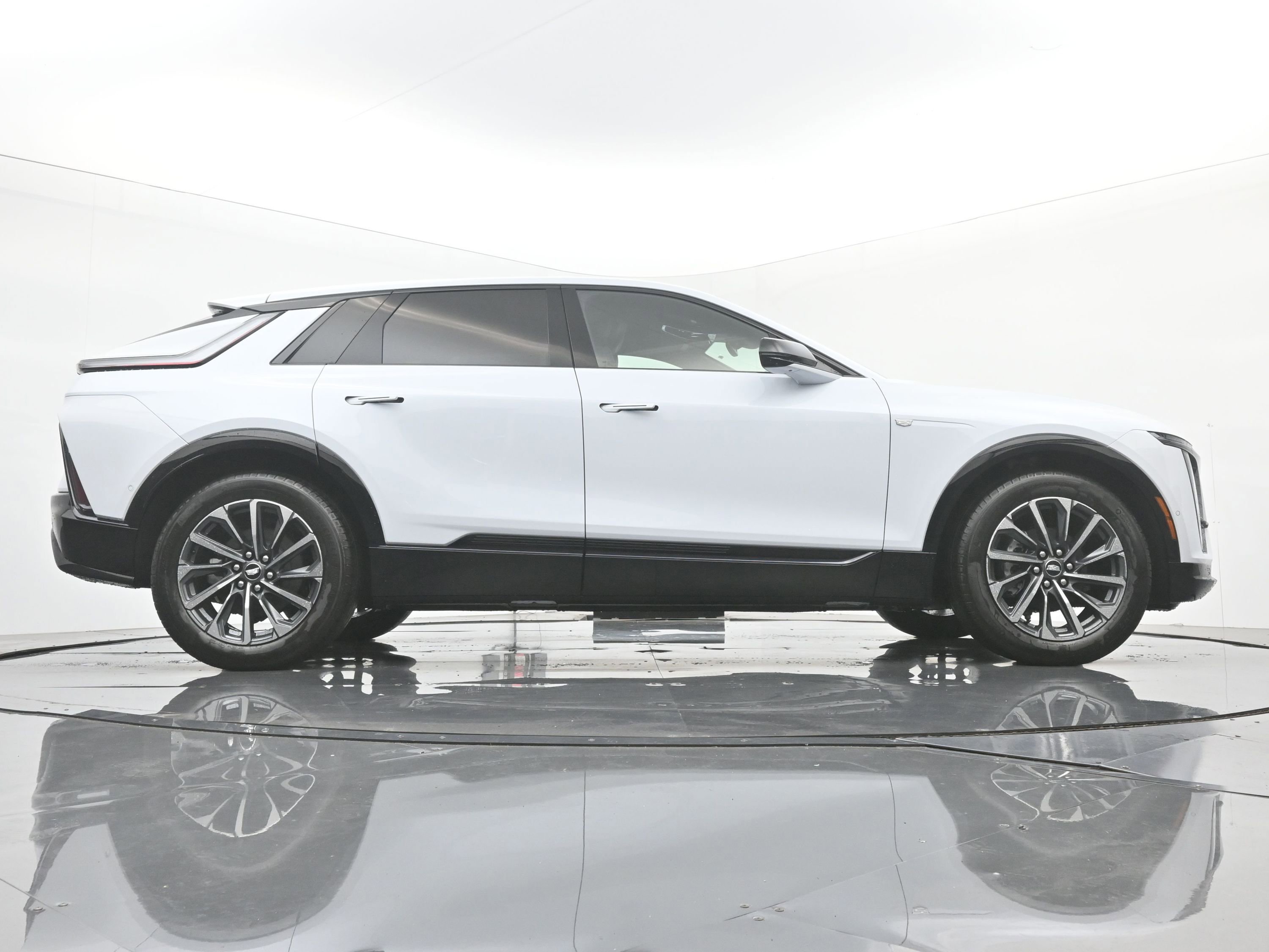 New 2026 Cadillac Lyriq Sport image 20