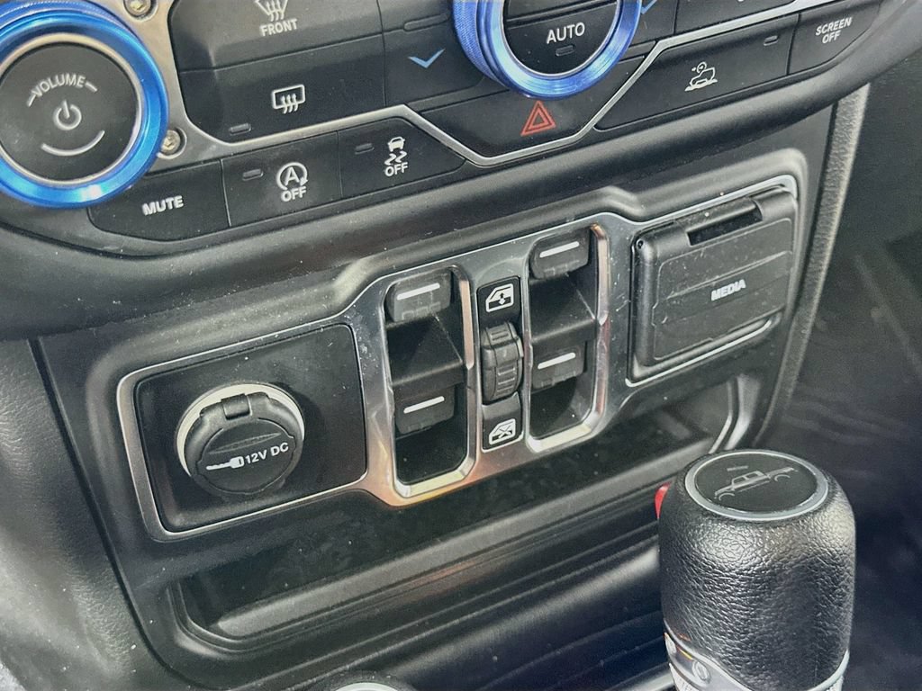 Used 2021 Jeep Gladiator Sport AWD/4WD image 28