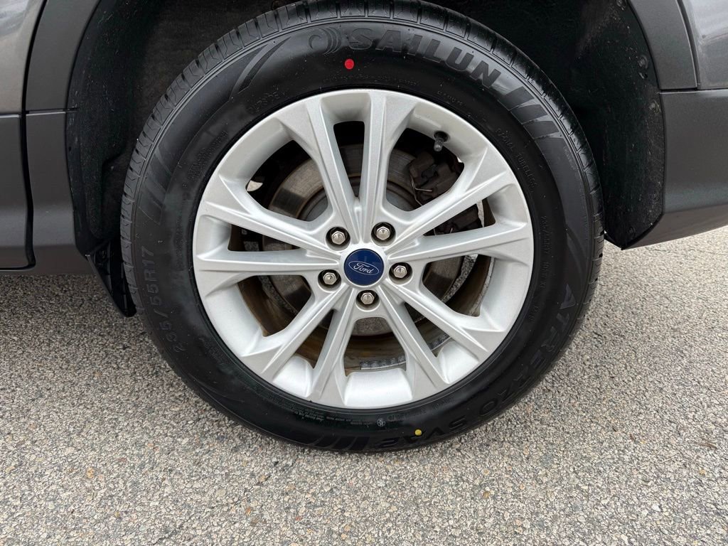 Used 2018 Ford Escape SEL AWD/4WD image 33