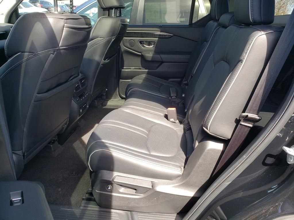 Used 2024 Honda Pilot Elite image 32