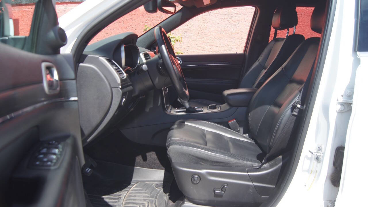 Used 2018 Jeep Grand Cherokee Limited image 10