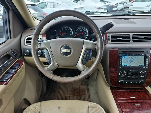 Used 2010 Chevrolet Suburban LTZ image 31