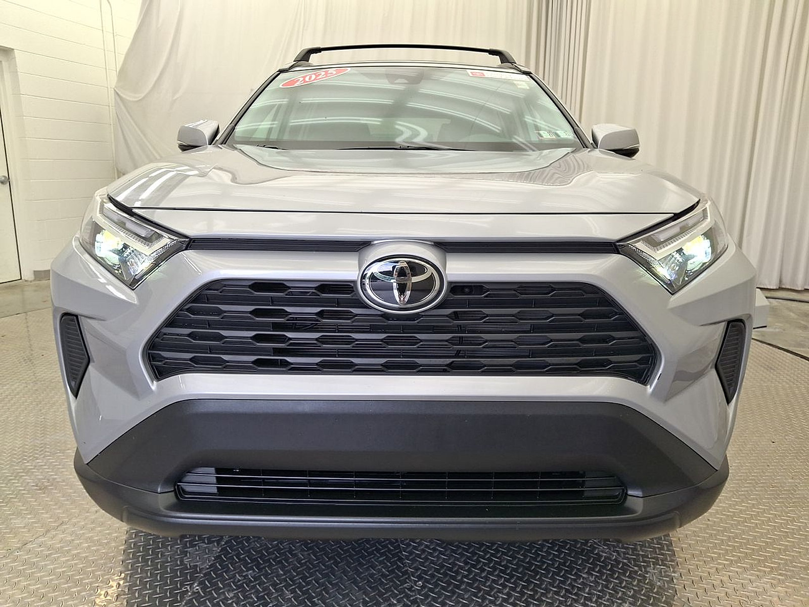 Certified 2025 Toyota RAV4 XLE w/ Convenience Package AWD/4WD image 32