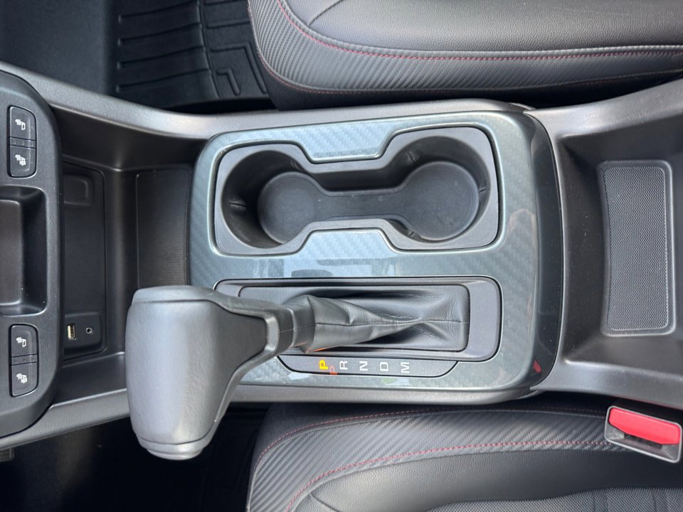 Used 2016 GMC Canyon SLE w/ All Terrain Package image 24