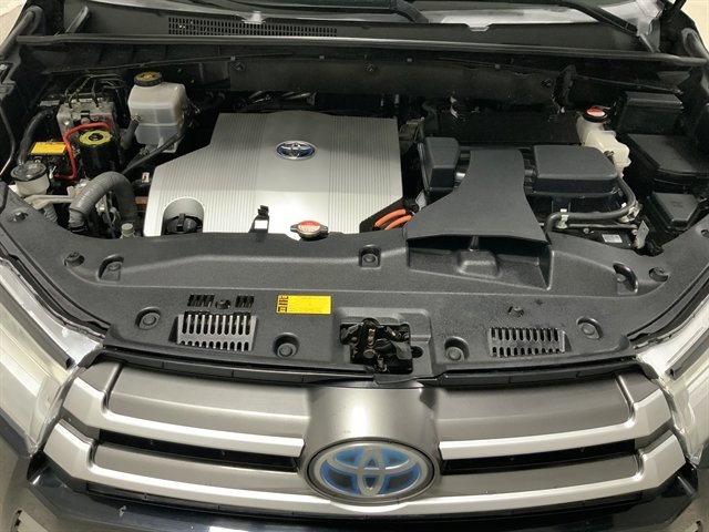 Used 2017 Toyota Highlander XLE AWD/4WD image 10